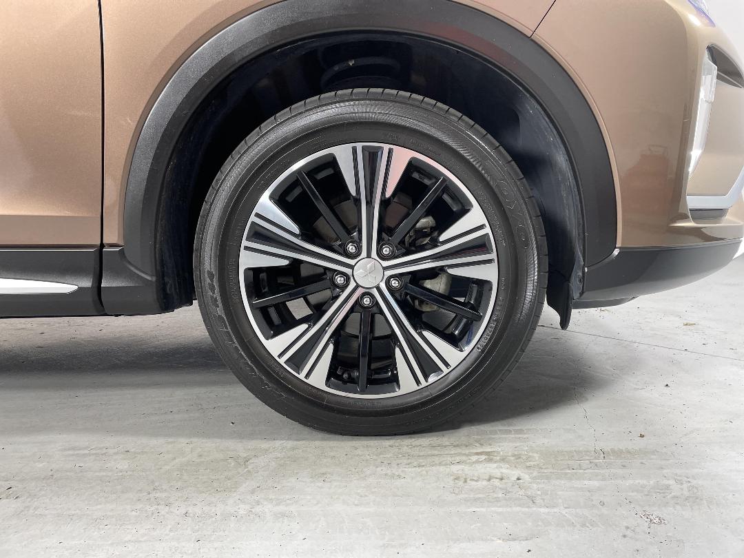 Photo '9' of Mitsubishi Eclipse Cross Photo '9' of Mitsubishi Eclipse Cross