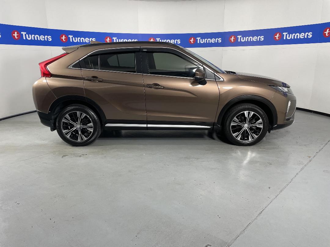 Photo '23' of Mitsubishi Eclipse Cross Photo '23' of Mitsubishi Eclipse Cross