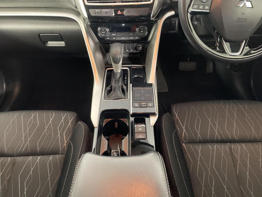 Photo '18' of Mitsubishi Eclipse Cross Photo '18' of Mitsubishi Eclipse Cross