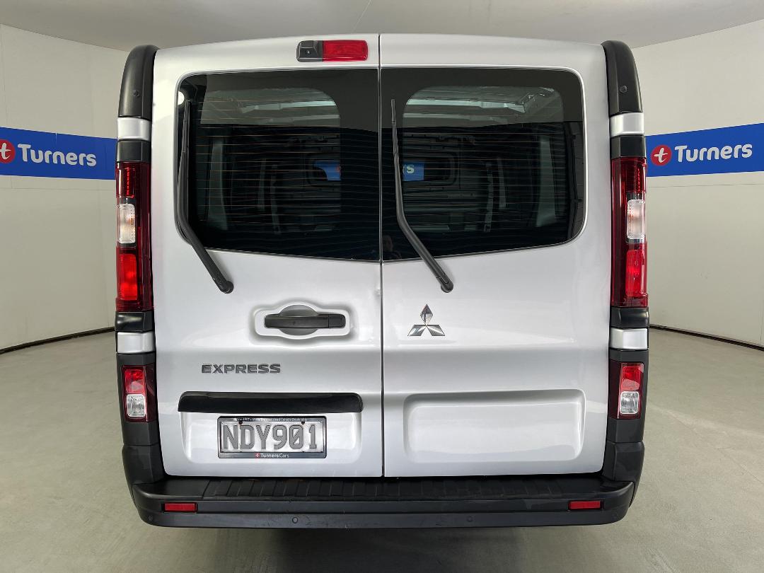 Photo '6' of Mitsubishi Express