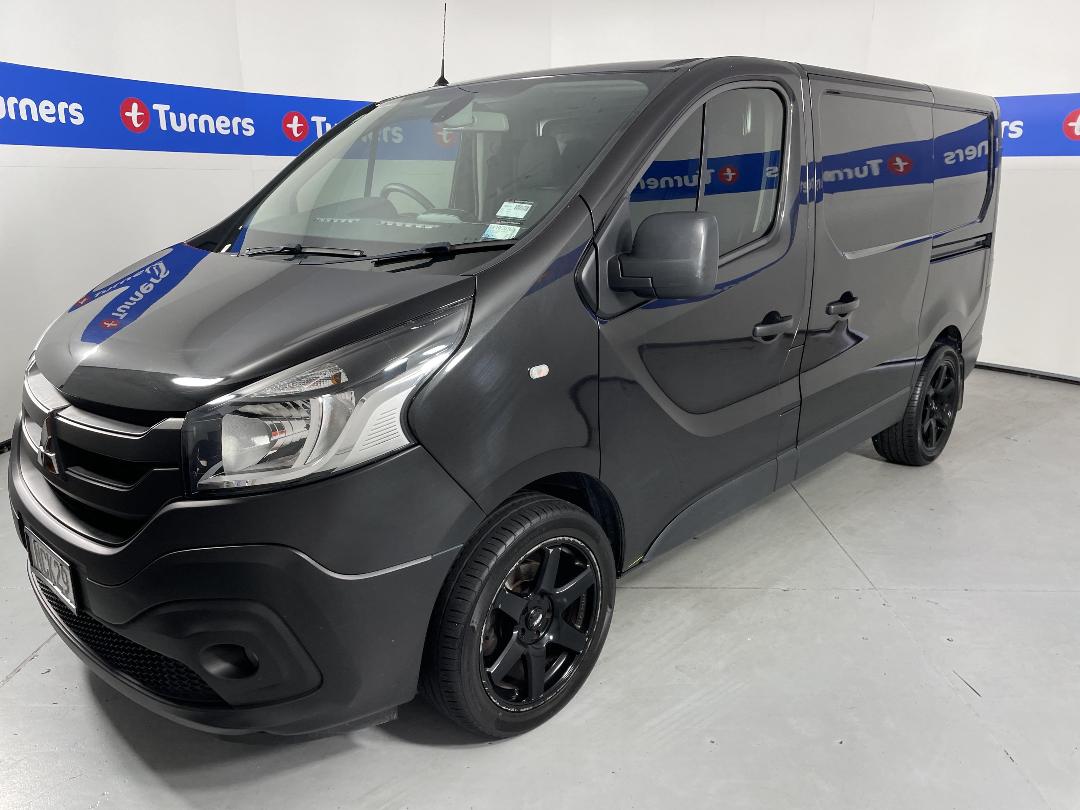 Photo '4' of Mitsubishi Express