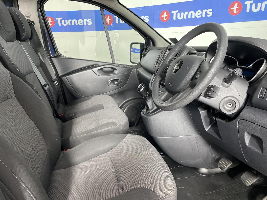 Photo '16' of Mitsubishi Express