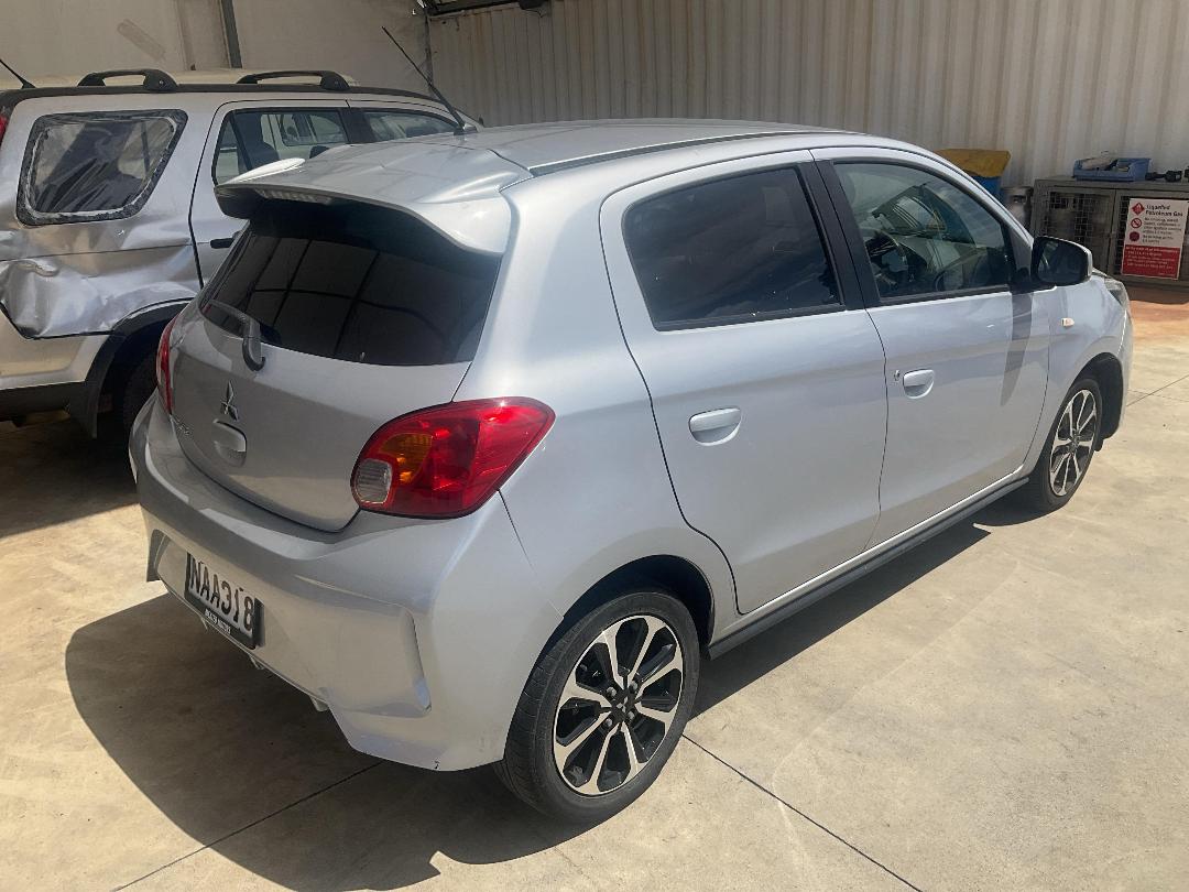 Photo '6' of Mitsubishi Mirage XLS Photo '6' of Mitsubishi Mirage XLS