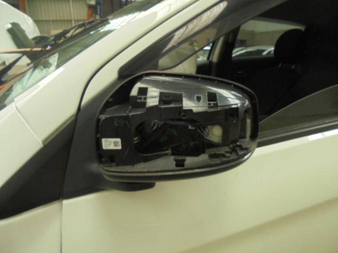 Photo '19' of Mitsubishi Mirage XLS Photo '19' of Mitsubishi Mirage XLS