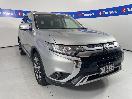 Thumbnail '1' of Mitsubishi Outlander