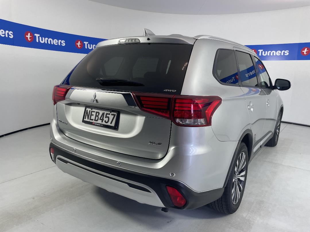 Photo '7' of Mitsubishi Outlander Photo '7' of Mitsubishi Outlander