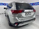 Thumbnail '5' of Mitsubishi Outlander