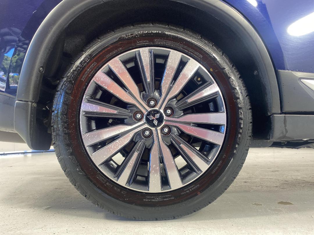 Photo '12' of Mitsubishi Outlander Photo '12' of Mitsubishi Outlander