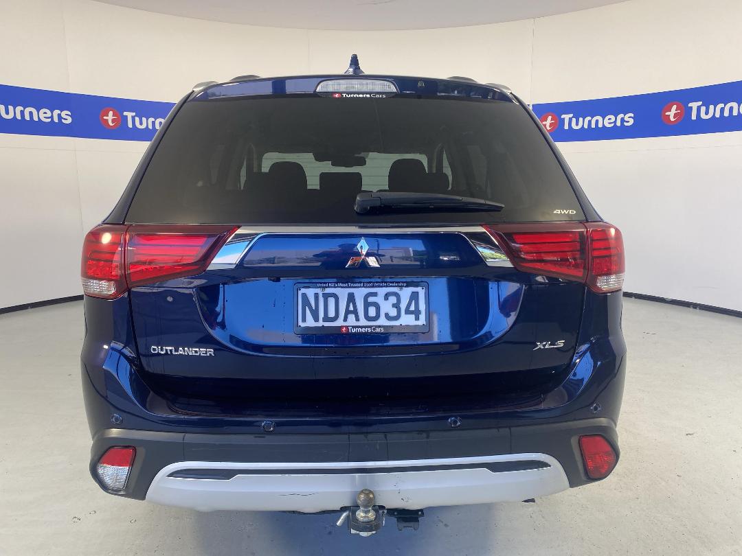 Photo '6' of Mitsubishi Outlander Photo '6' of Mitsubishi Outlander