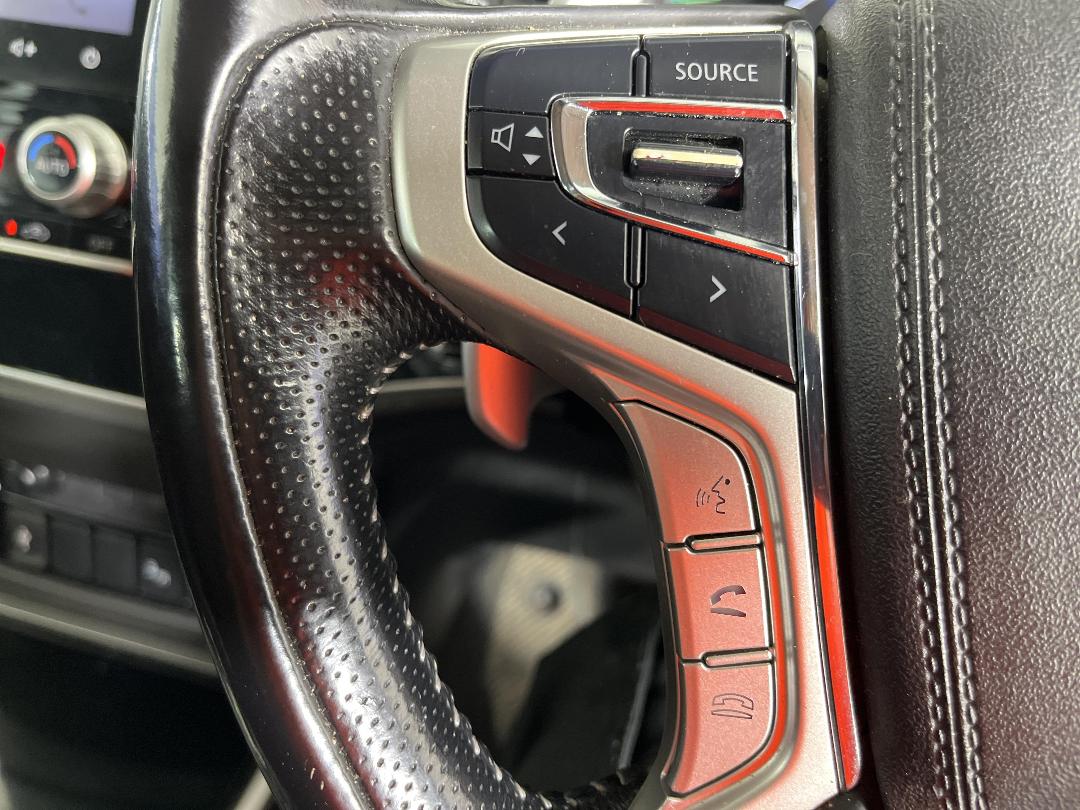 Photo '25' of Mitsubishi Outlander