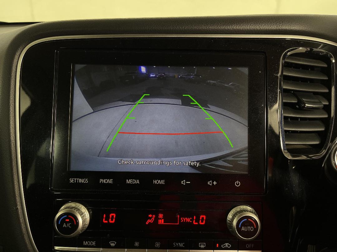 Photo '26' of Mitsubishi Outlander