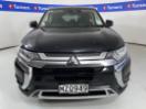 Thumbnail '2' of Mitsubishi Outlander