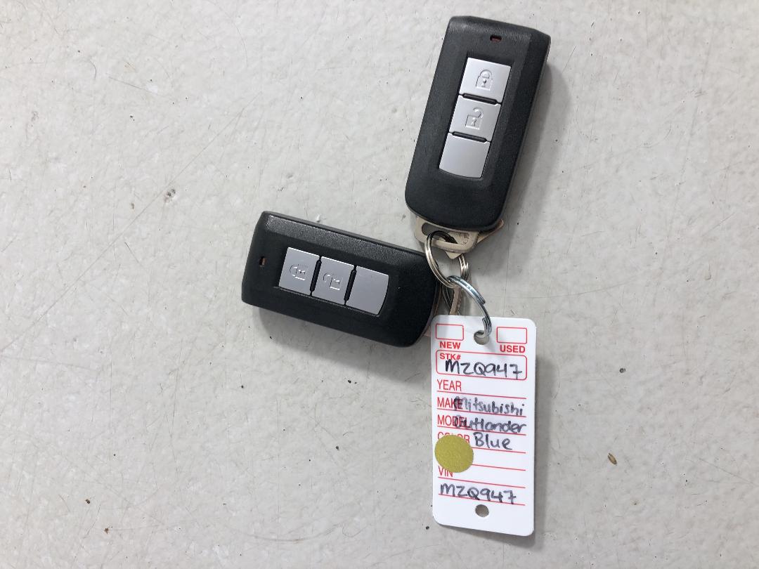 Photo '22' of Mitsubishi Outlander