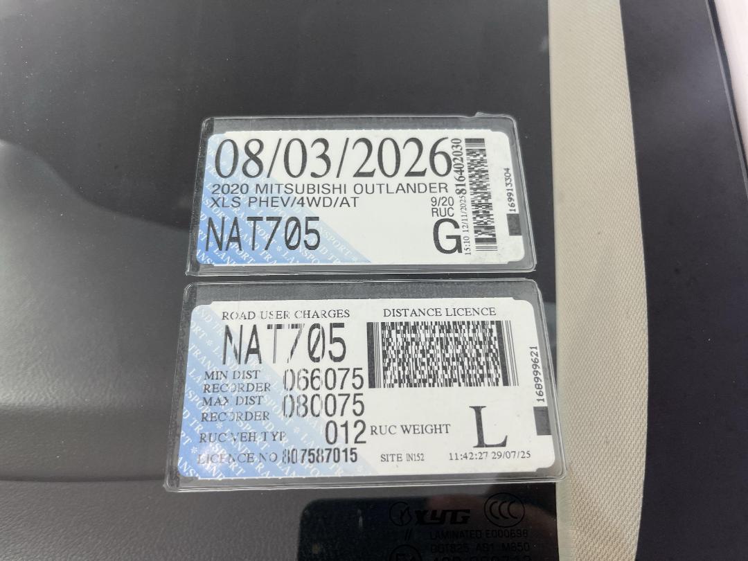 Photo '32' of Mitsubishi Outlander