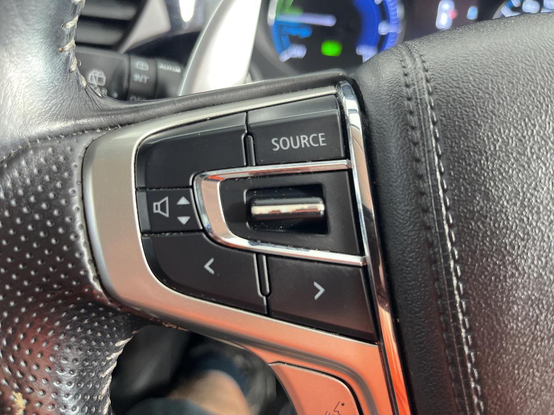 Photo '29' of Mitsubishi Outlander