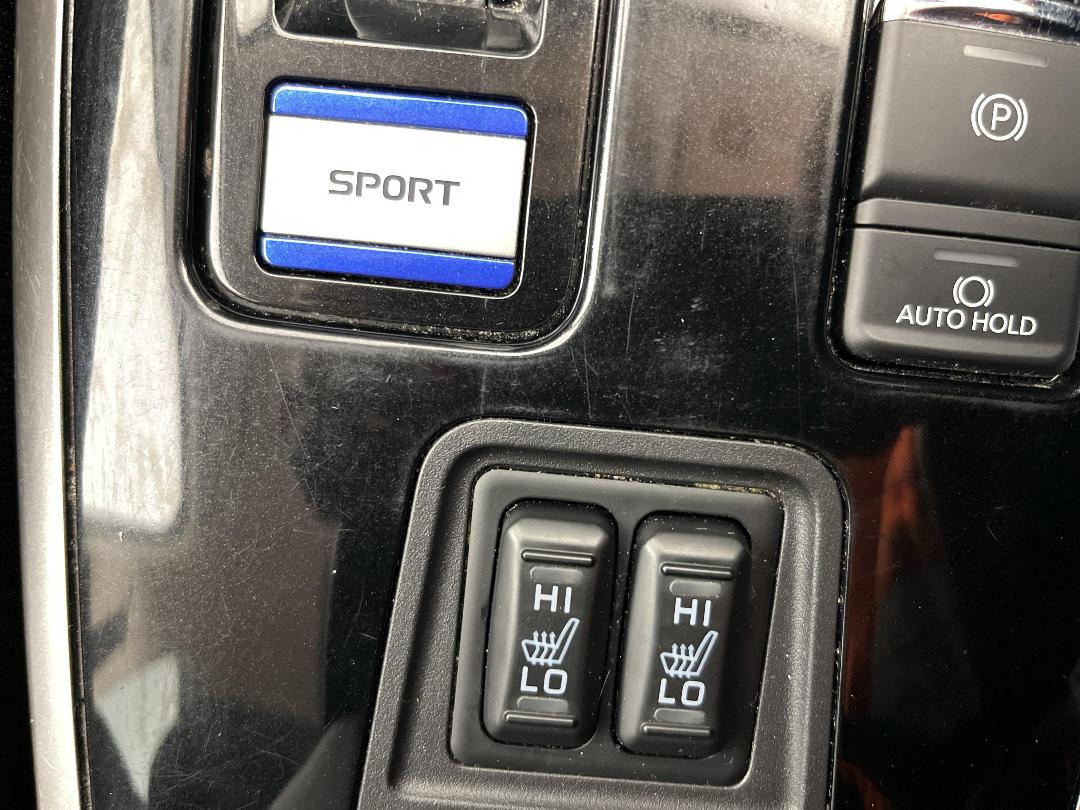 Photo '31' of Mitsubishi Outlander