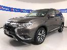 Thumbnail '4' of Mitsubishi Outlander