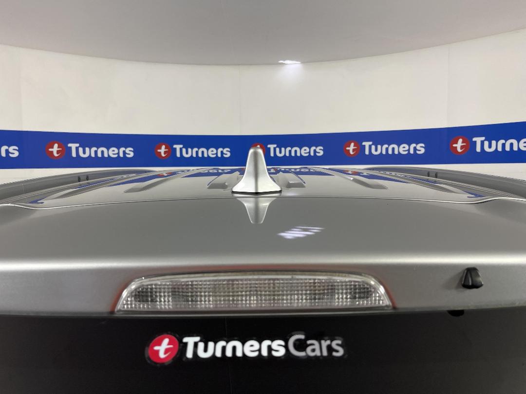 Photo '30' of Mitsubishi Outlander