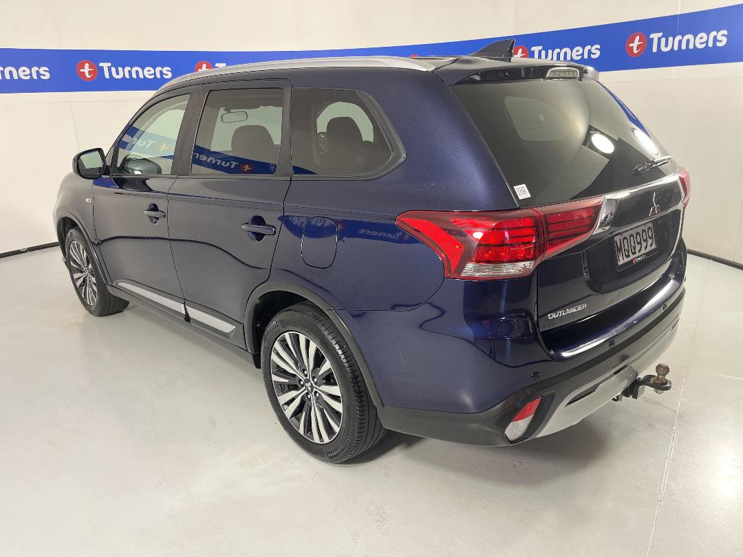 Photo '5' of Mitsubishi Outlander