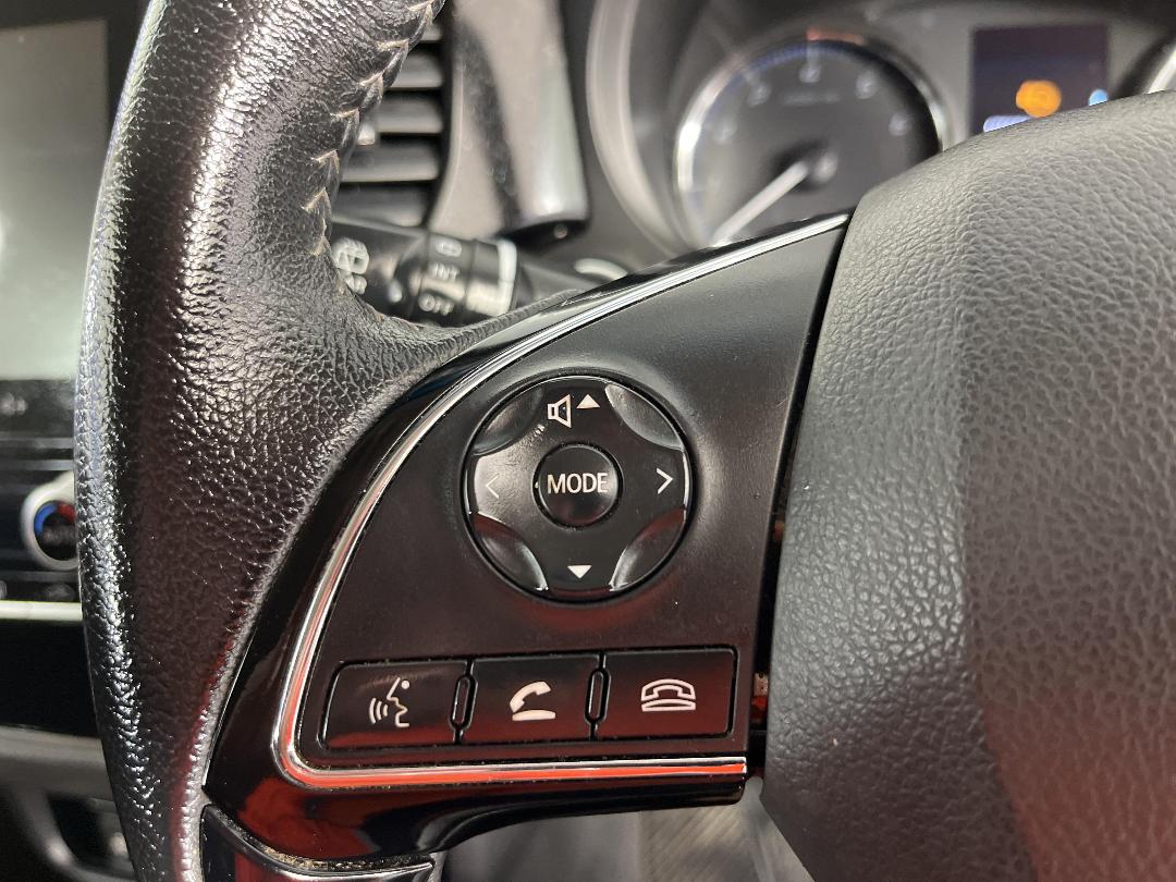 Photo '25' of Mitsubishi Outlander