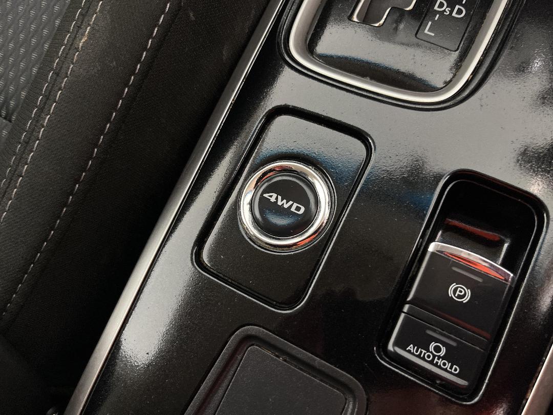 Photo '27' of Mitsubishi Outlander