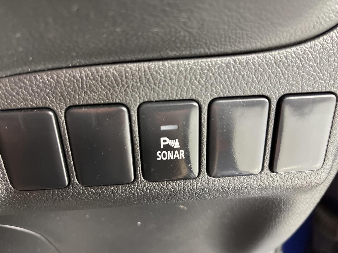 Photo '28' of Mitsubishi Outlander