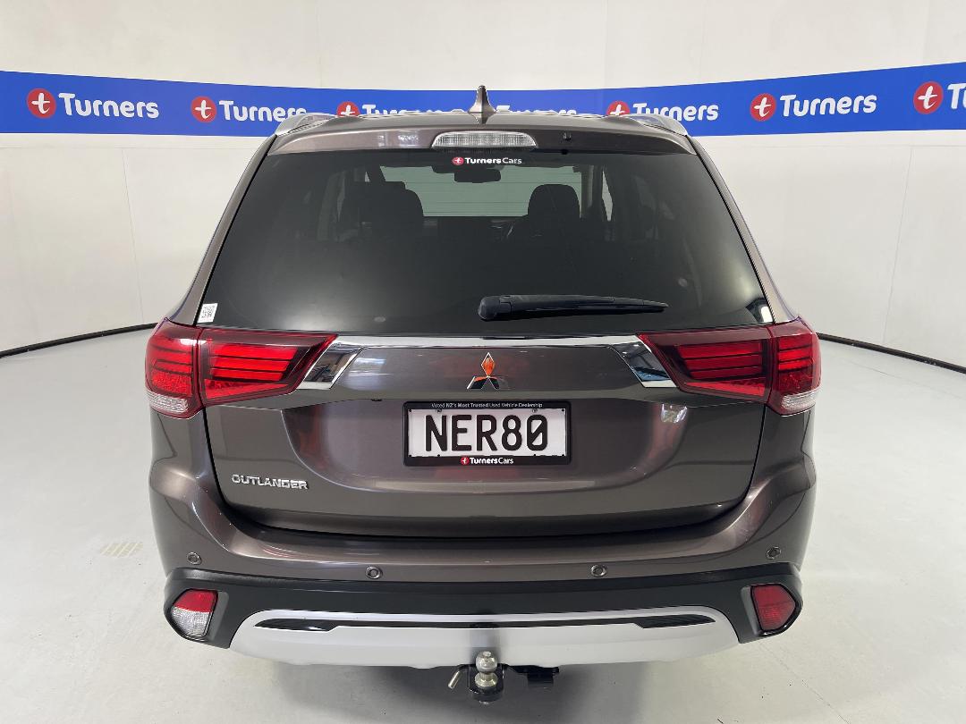 Photo '6' of Mitsubishi Outlander Photo '6' of Mitsubishi Outlander