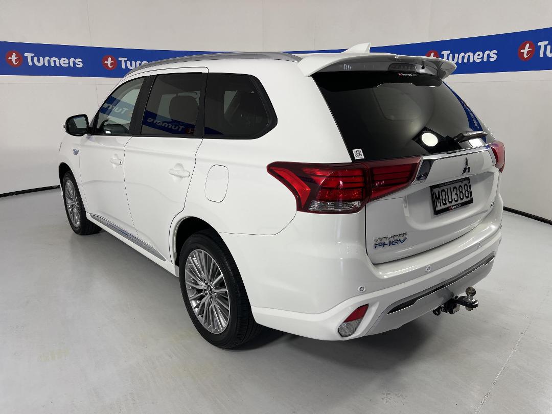 Photo '5' of Mitsubishi Outlander