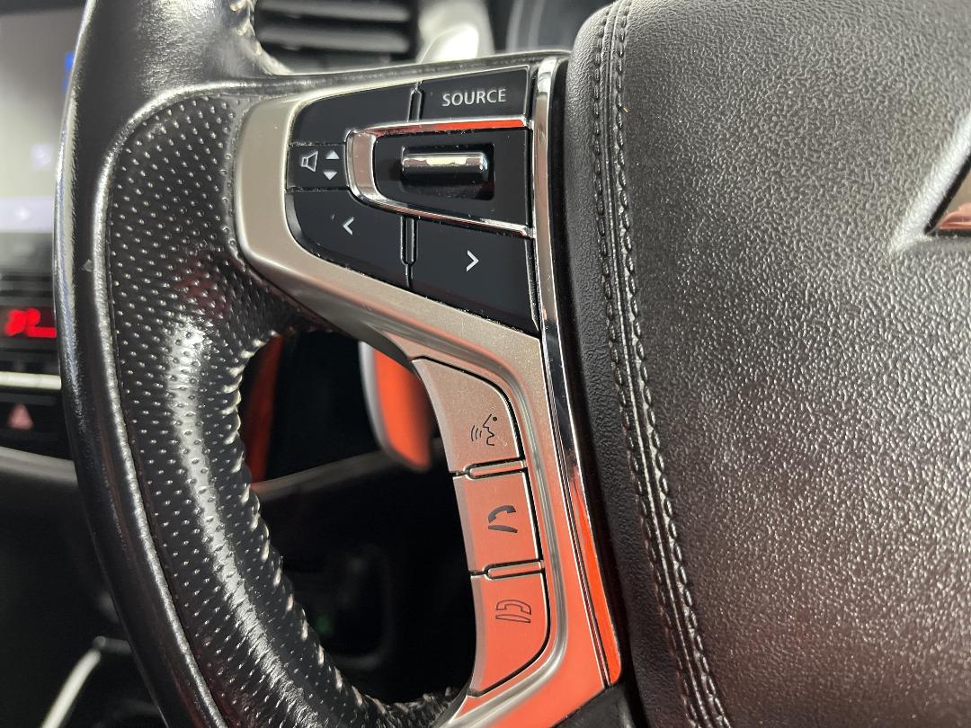 Photo '25' of Mitsubishi Outlander