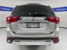 Thumbnail '6' of Mitsubishi Outlander