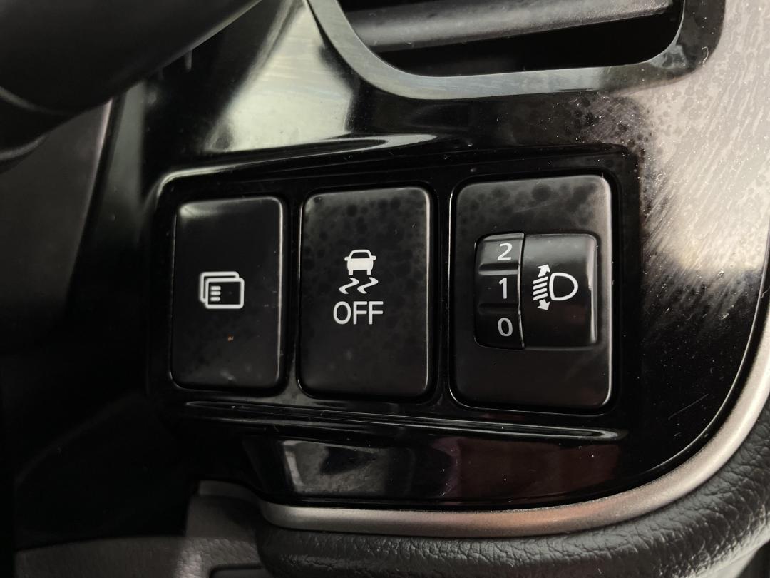 Photo '25' of Mitsubishi Outlander