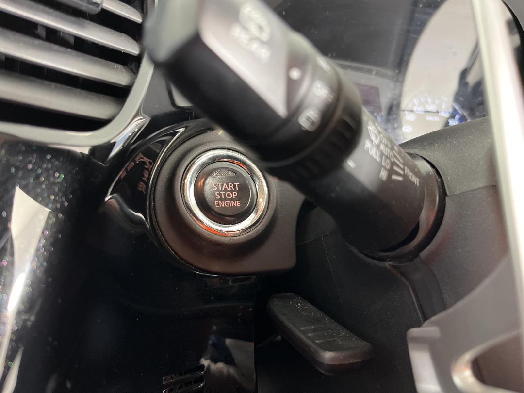 Photo '29' of Mitsubishi Outlander