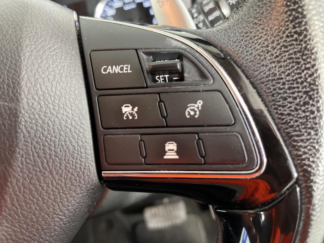 Photo '26' of Mitsubishi Outlander