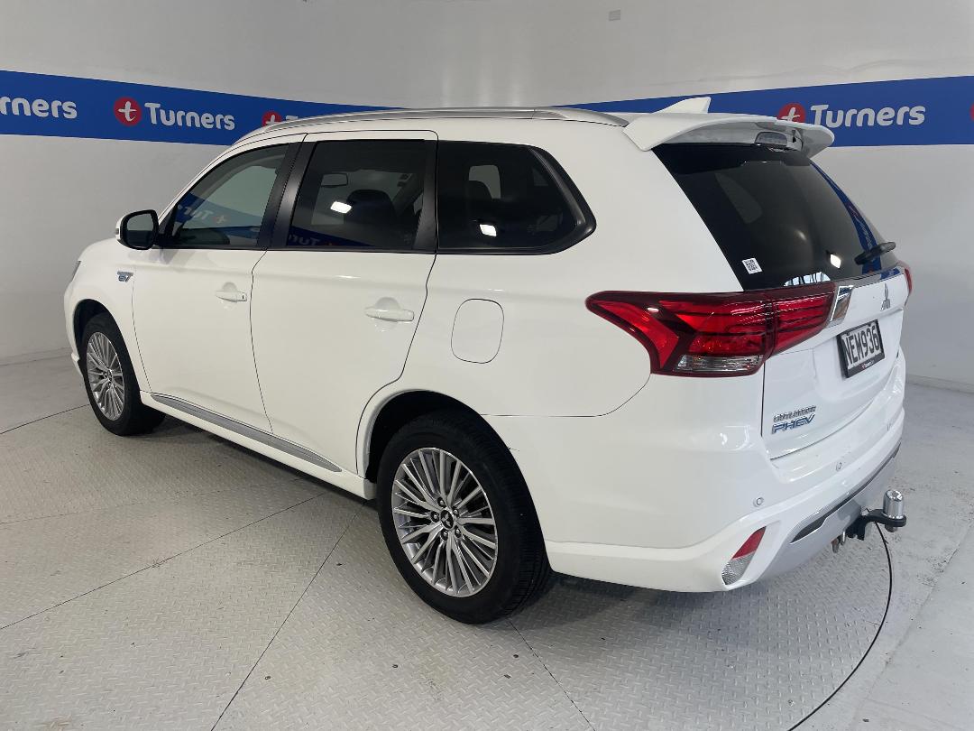 Photo '5' of Mitsubishi Outlander Photo '5' of Mitsubishi Outlander