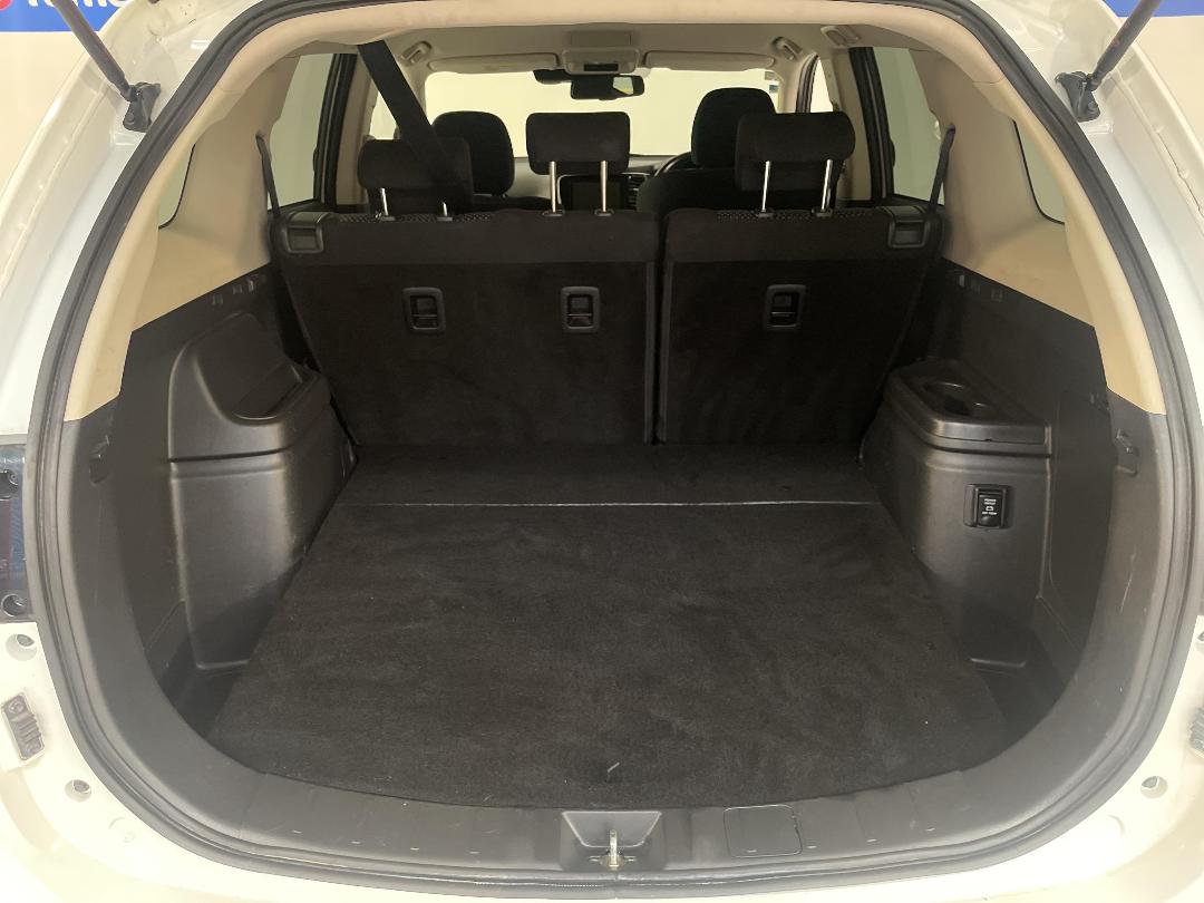 Photo '14' of Mitsubishi Outlander Photo '14' of Mitsubishi Outlander