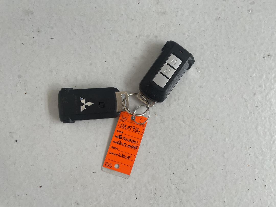 Photo '22' of Mitsubishi Outlander Photo '22' of Mitsubishi Outlander