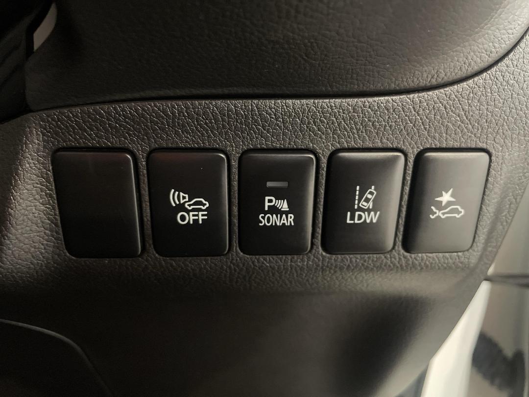 Photo '26' of Mitsubishi Outlander Photo '26' of Mitsubishi Outlander