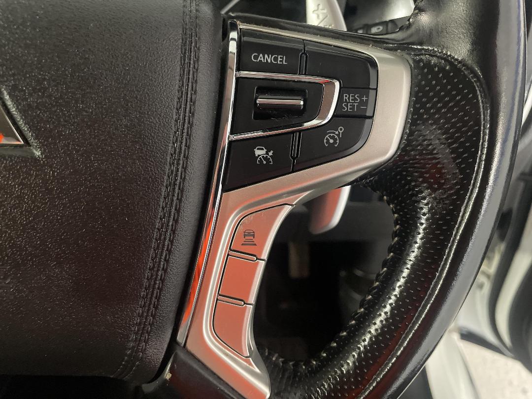 Photo '27' of Mitsubishi Outlander Photo '27' of Mitsubishi Outlander