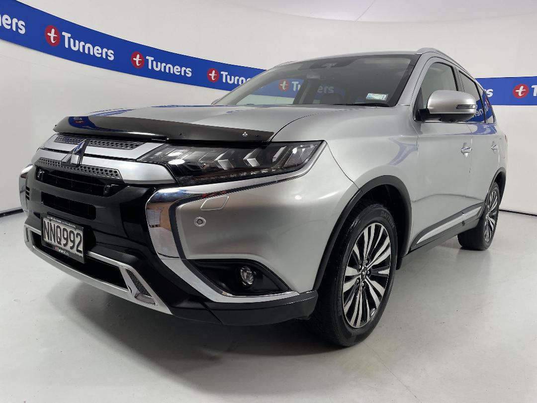 Photo '4' of Mitsubishi Outlander