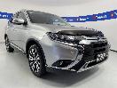 Thumbnail '1' of Mitsubishi Outlander