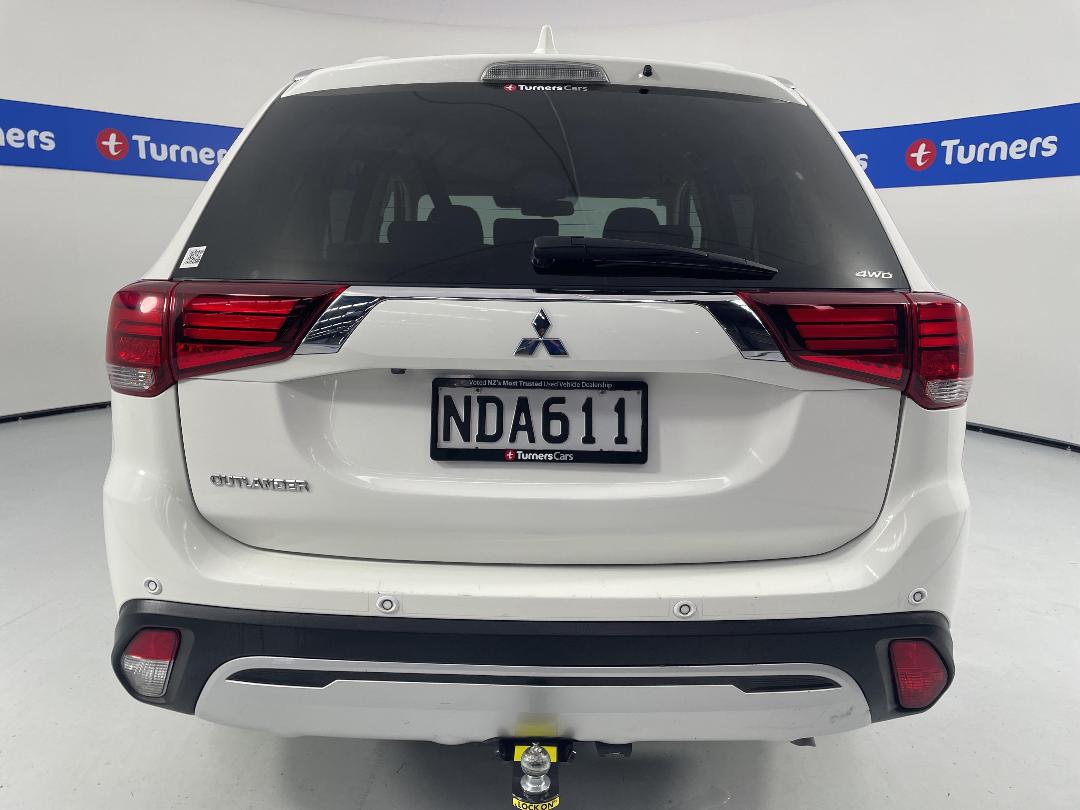 Photo '6' of Mitsubishi Outlander Photo '6' of Mitsubishi Outlander