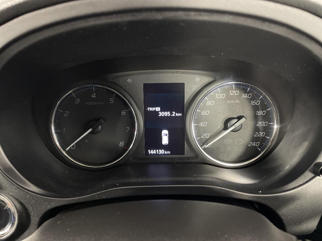 Photo '21' of Mitsubishi Outlander Photo '21' of Mitsubishi Outlander