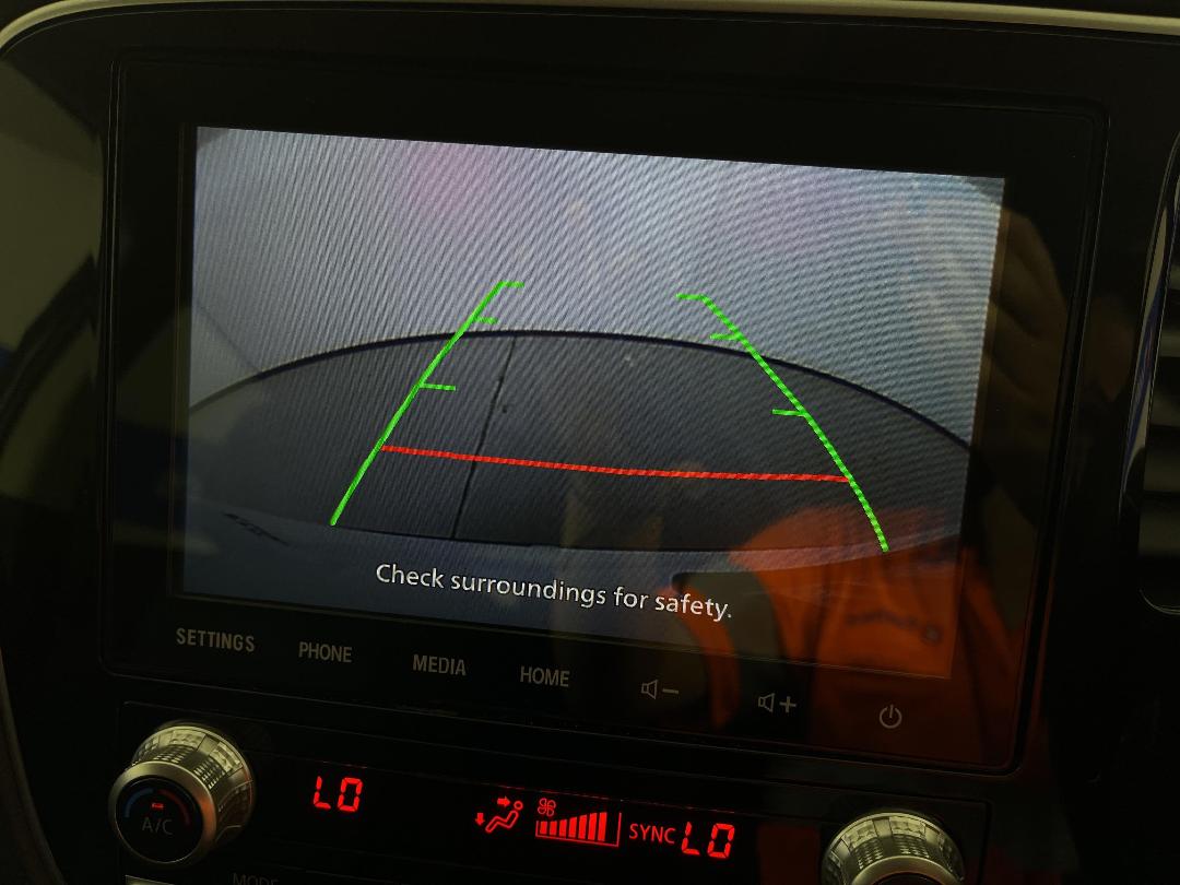 Photo '24' of Mitsubishi Outlander