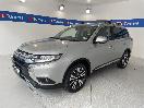 Thumbnail '4' of Mitsubishi Outlander