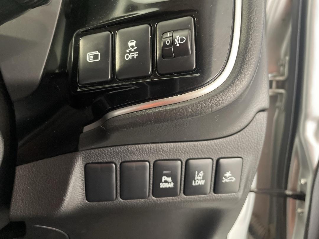 Photo '25' of Mitsubishi Outlander Photo '25' of Mitsubishi Outlander