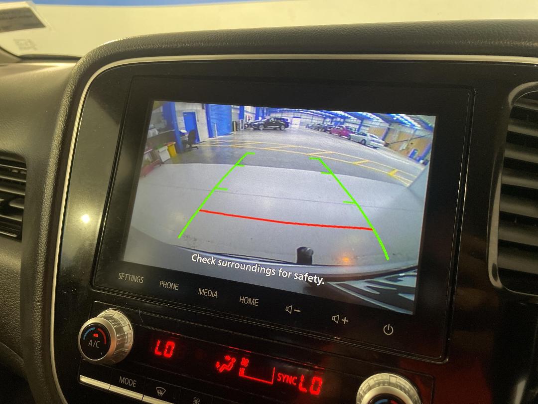 Photo '30' of Mitsubishi Outlander Photo '30' of Mitsubishi Outlander