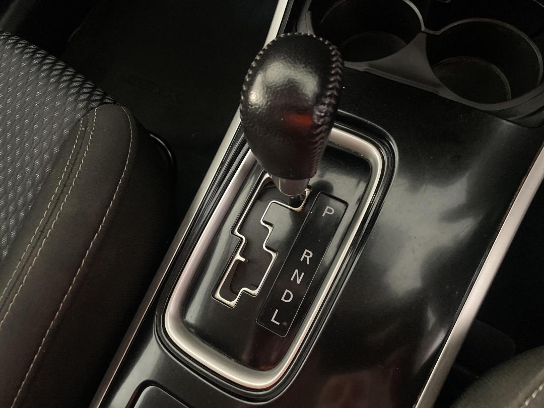 Photo '33' of Mitsubishi Outlander Photo '33' of Mitsubishi Outlander