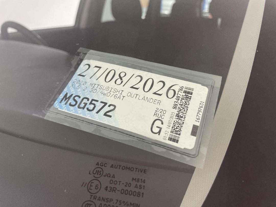 Photo '36' of Mitsubishi Outlander Photo '36' of Mitsubishi Outlander