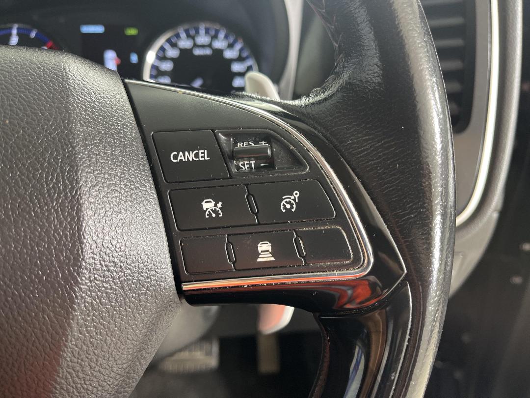 Photo '25' of Mitsubishi Outlander Photo '25' of Mitsubishi Outlander