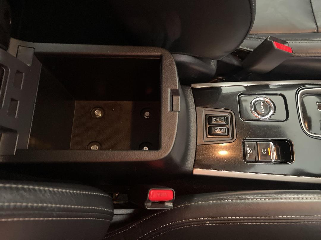 Photo '33' of Mitsubishi Outlander Photo '33' of Mitsubishi Outlander